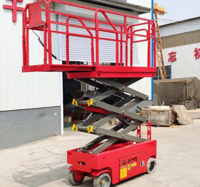 富顺移动剪叉式升降机