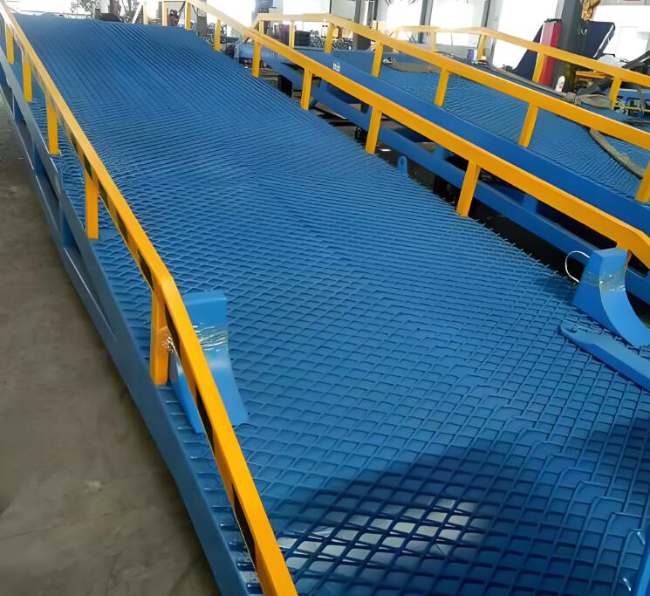 富顺移动式液压登车桥